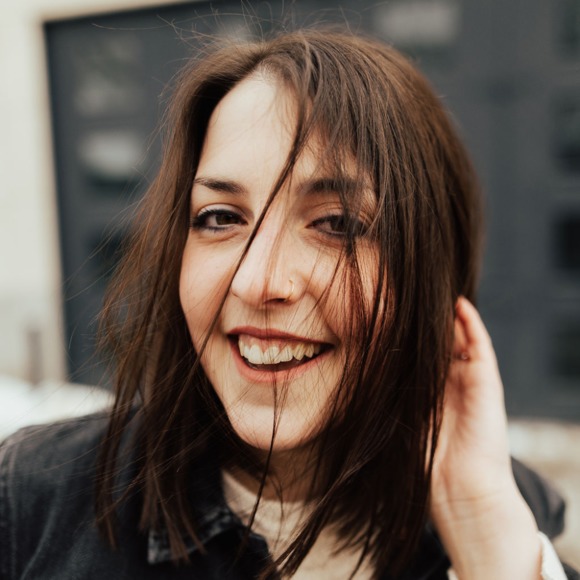 Meet your Posher, Kelly - Picture 1 of 1